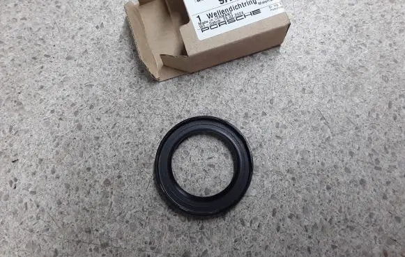 Porsche Macan (95B) Other gearbox part 9A7142426 9A714242600
