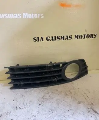 Audi A4 S4 B6 8E 8H Front grill QA9564