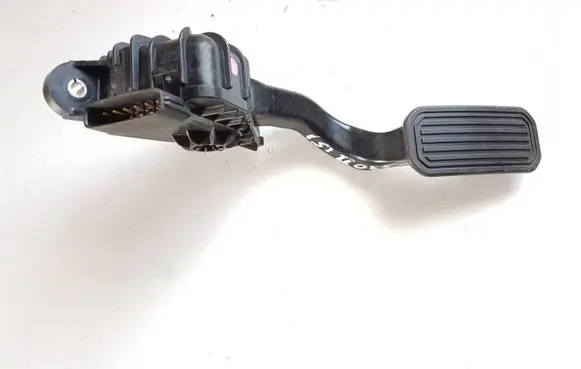 Lexus RX 330 - 350 - 400H Accelerator throttle pedal 7812048090 1988003050