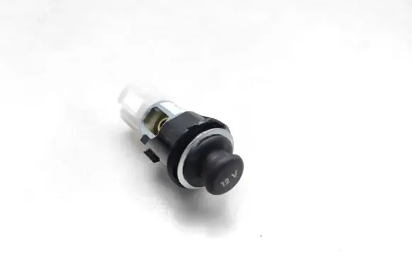 Volkswagen Polo VI 12 V Socket (front) 