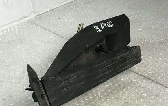 BMW 5 E60 E61 Accelerator throttle pedal 6766930