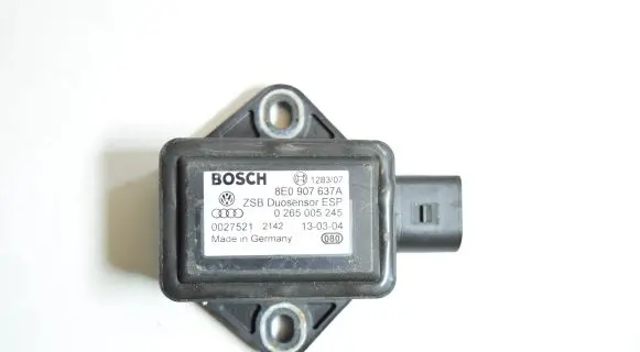 Audi A4 S4 B6 8E 8H ESP acceleration yaw rate sensor 8E0907637A