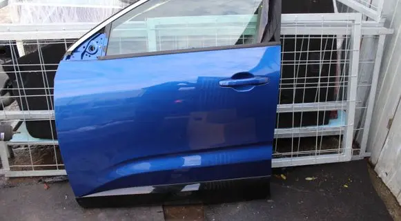 Renault Austral Front door