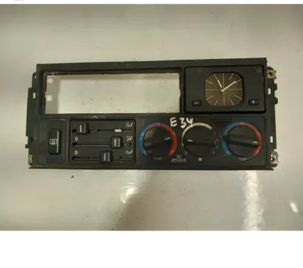 BMW 5 E34 Climate control unit 62131384141