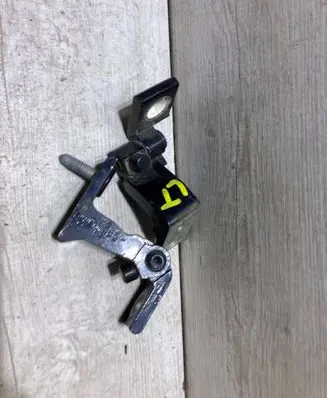 Rear door hinge set