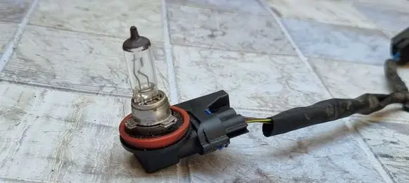 Ford B-MAX Headlight/headlamp bulb 