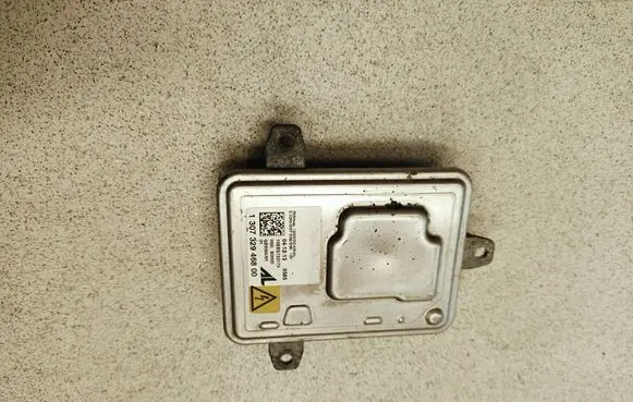 Land Rover Range Rover Sport L494 Xenon control unit/module 130732946800 1200VDC43VAC 10EEG122773