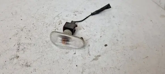Saab 9-3 Ver2 Front fender indicator light 12777318