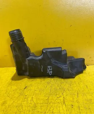 Renault Clio III Intake resonator 8200323523