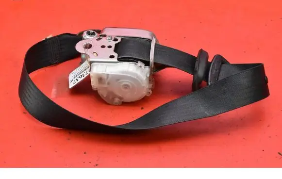 Citroen C1 Front seatbelt 7P2190P