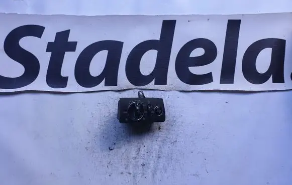 Mercedes-Benz E W211 Light switch A2115450204 2115450204