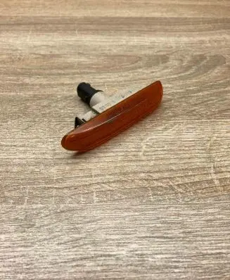 BMW 3 E46 Front fender indicator light 8370719