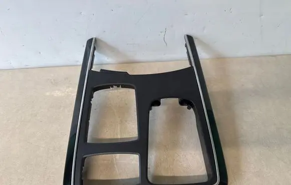 Mercedes-Benz GLE (W166 - C292) Other center console (tunnel) element A1666800803