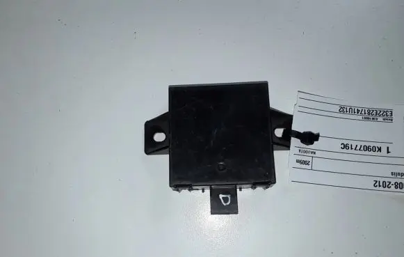 Audi A3 S3 8P Alarm control unit/module 1K0907719C