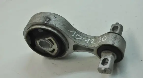 Maserati Levante Engine mount bracket 06700042970
