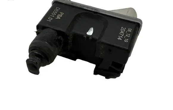 Fuel tank cap lock motor