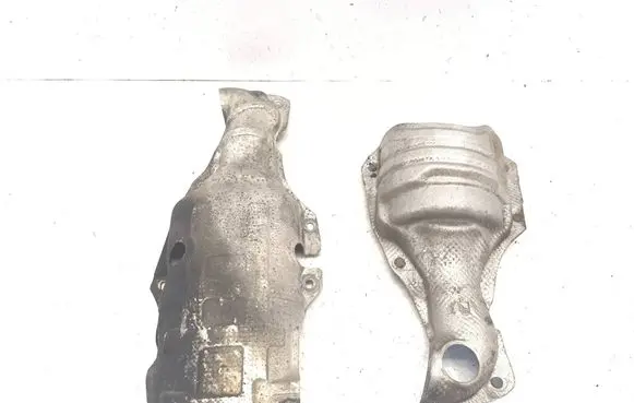 Exhaust heat shield