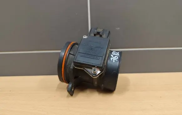Ford Mondeo Mk III Mass air flow meter 98AB12B579FA 2K99C33 3721650