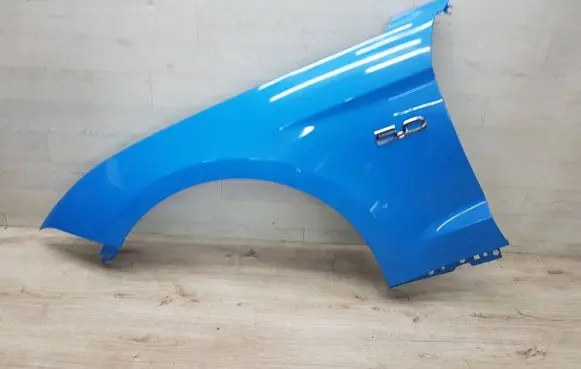 Ford Mustang VI Fender M291C16029AD