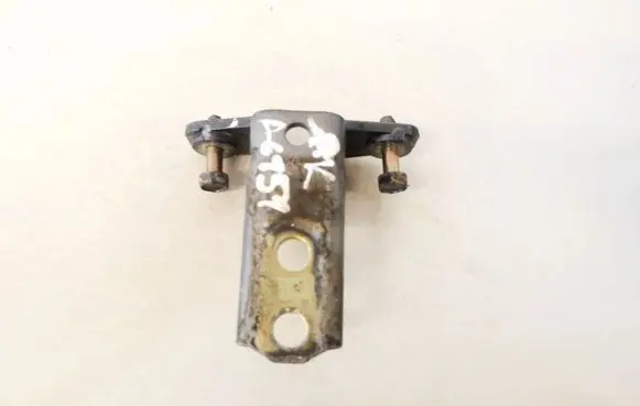 Mitsubishi Outlander Rear door lower hinge