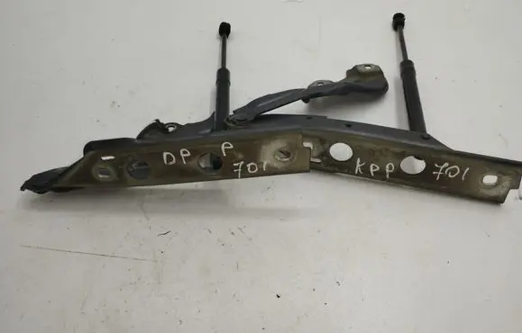 Audi A7 S7 4G Engine bonnet/hood hinges 4G8823359A
