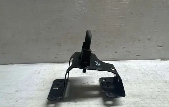 Volvo XC40 Engine bonnet/hood lock/latch loop/hook 32244455