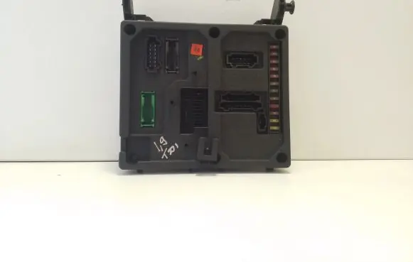 Volkswagen Sharan Fuse box set 7M0962258F S108145300E