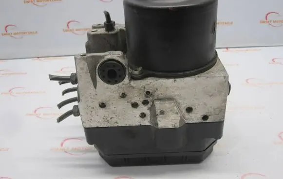 Toyota RAV 4 (XA20) ABS Pump 44540-42040 133800-7451