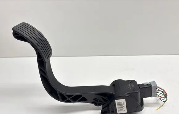 Peugeot 3008 I Accelerator throttle pedal 9671416880 0280755167