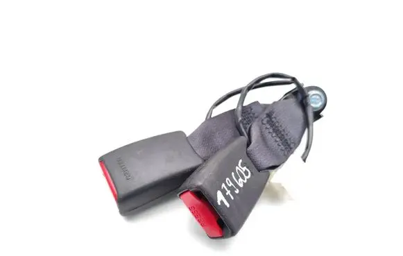 KIA Soul Middle seatbelt buckle (rear) 