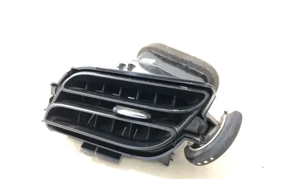 Citroen DS3 Dashboard side air vent grill/cover trim A1092112