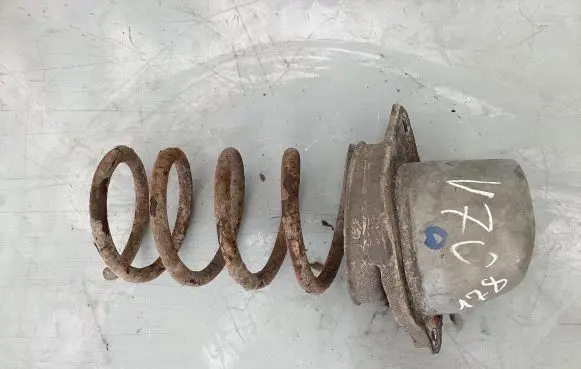 Volvo V70 Rear coil spring K7ZJ