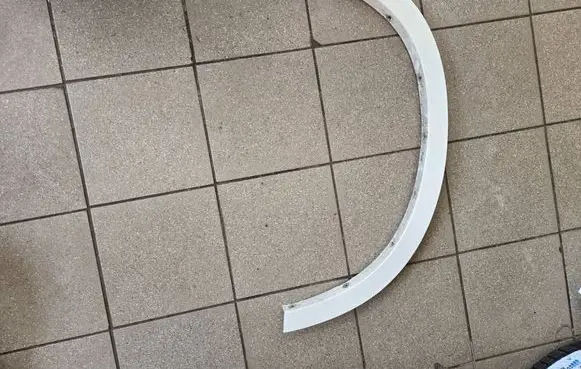 BMW X5 E70 Front arch trim 51777158428 10503410