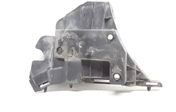 Volvo V70 Front bumper mounting bracket 31265344