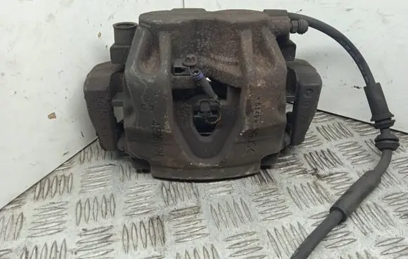 Mercedes-Benz GLE (W166 - C292) Front brake caliper A1664200348 4896RH