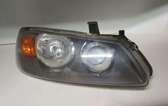 Nissan Almera N16 Headlight/headlamp 26010BN701