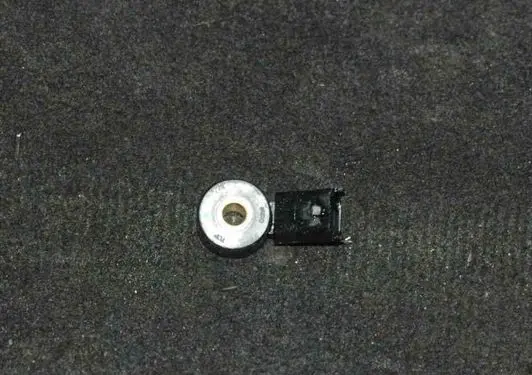 Opel Mokka Detonation knock sensor 55563372