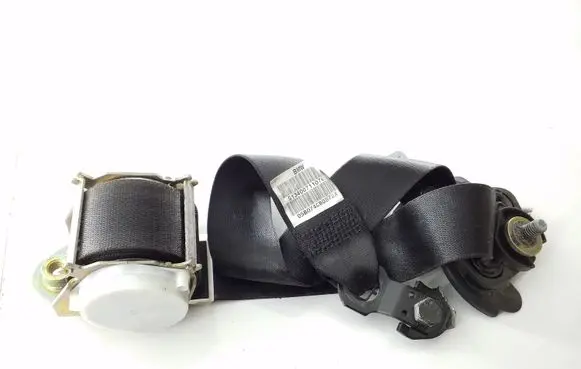 BMW X3 E83 Front seatbelt S13400711070