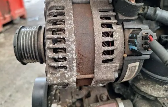 Volvo V50 Generator/alternator 12049170125n