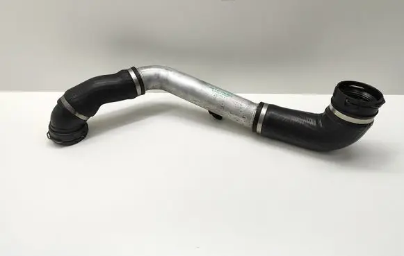 Intercooler hose/pipe