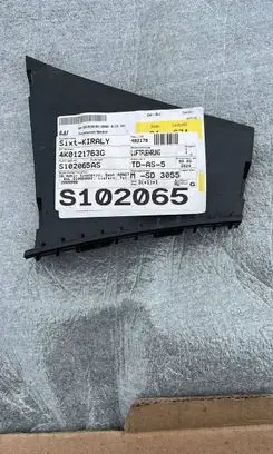 Audi A6 S6 C8 4K Intercooler air guide/duct channel 4K0121763G