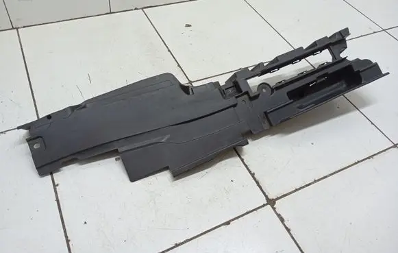 BMW 5 E60 E61 Other trunk/boot trim element 7050357