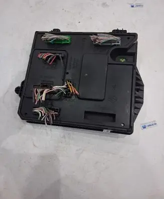Renault Megane III Comfort/convenience module 284B17882R