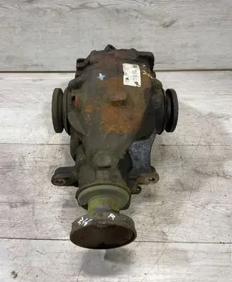 BMW X3 E83 Rear differential 7567987 EZF10V 7561802