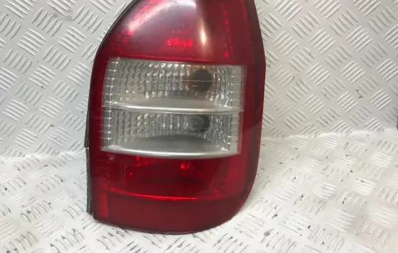 Opel Zafira A Rear/tail lights 084421923R