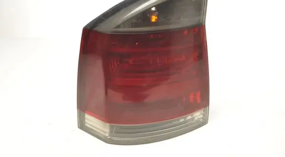 Opel Vectra C Rear/tail lights 13157646