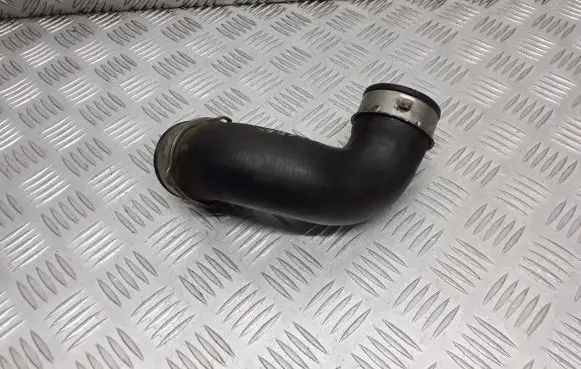Mercedes-Benz C W203 Intercooler hose/pipe A2035281482