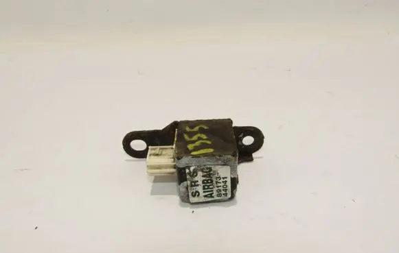 Toyota Avensis Verso Airbag deployment crash/impact sensor 8917344041