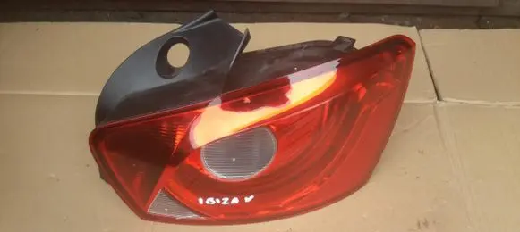 Seat Ibiza IV (6J,6P) Rear/tail lights