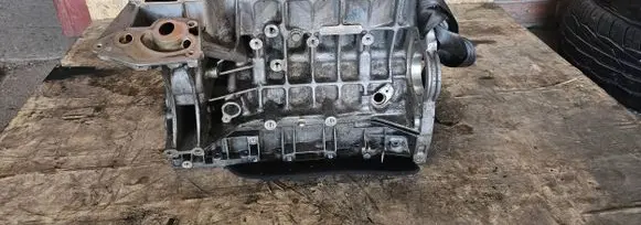 BMW 3 E90 E91 Engine block N43b20a02a 2057a054